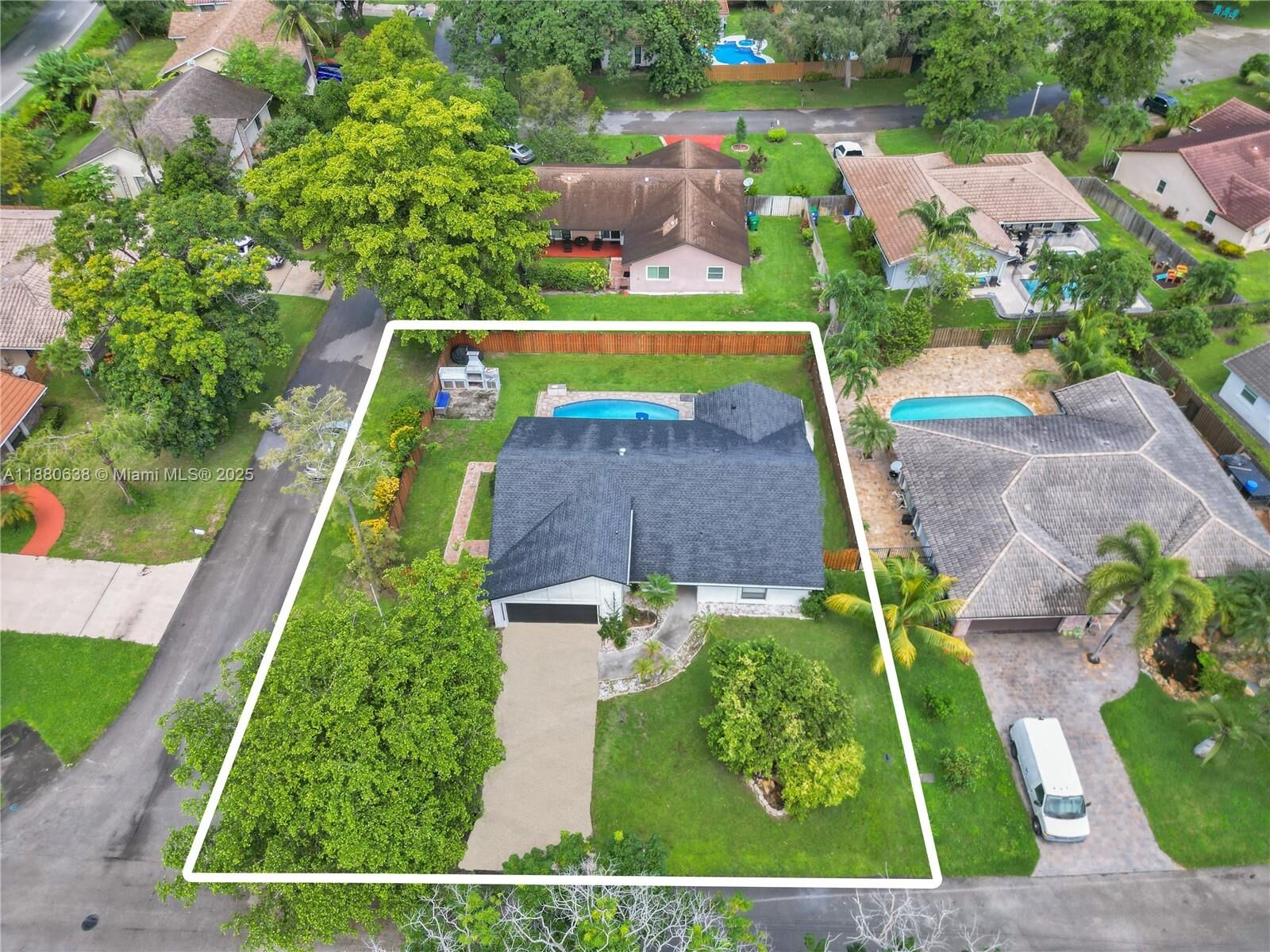 Property Photo:  7107 NW 39th St  FL 33065 