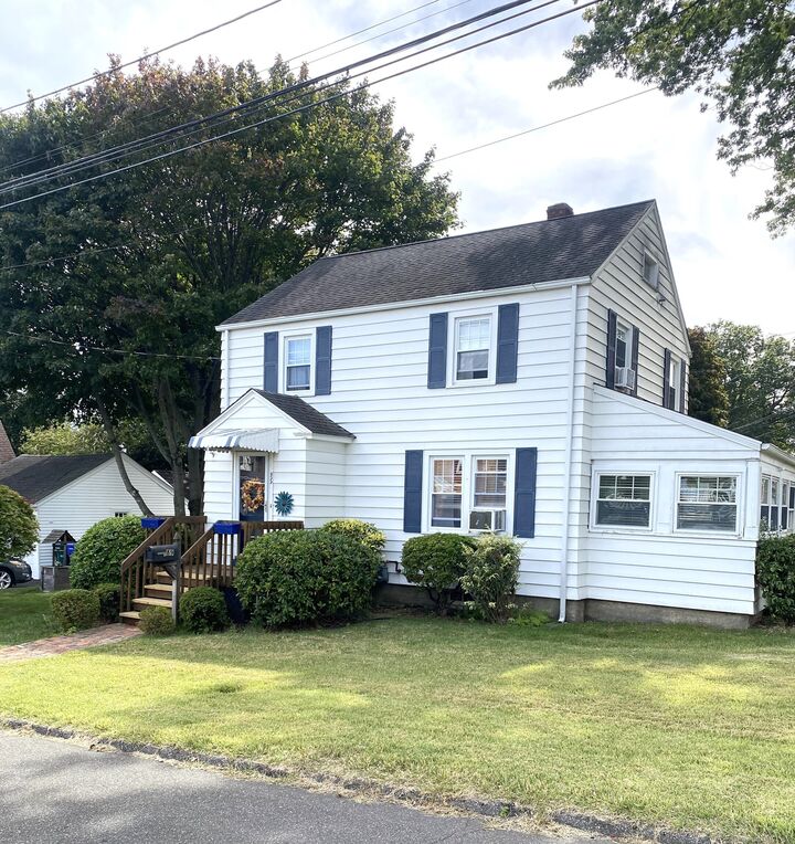 Property Photo: 89 Vernon Street CT 06615
