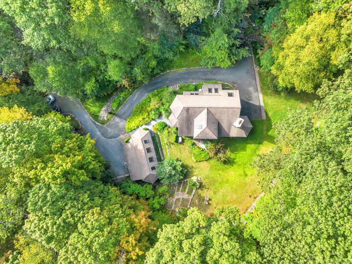 Property Photo:  148 West Hill Road  CT 06057