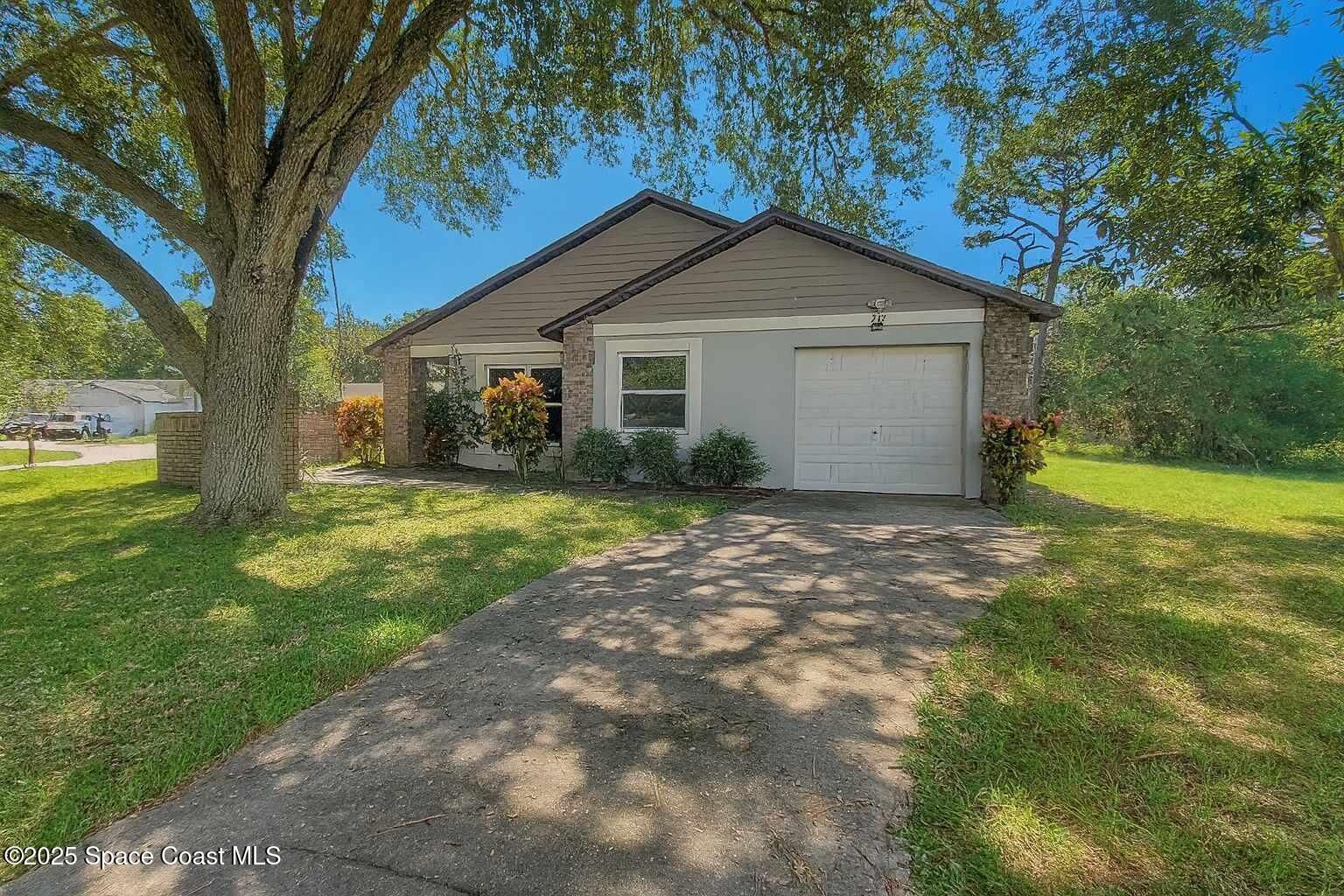 Property Photo: 747 Samuel Chase Lane FL 32904