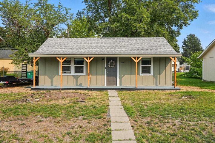 Property Photo:  6204 N Stevens St  WA 99205