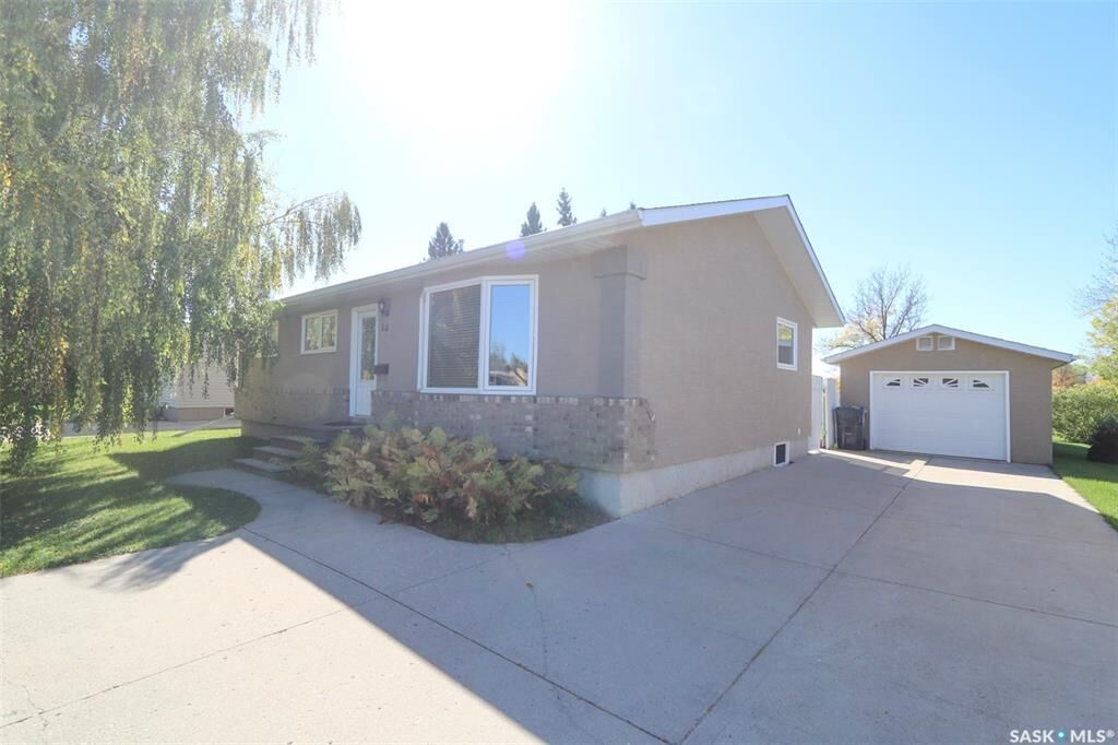 Property Photo: 54 Mackenzie Drive SK S3N 3H5