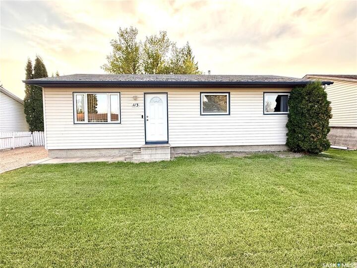 Photo de la propriété: 113 Matheson Crescent SK S3N 3M2