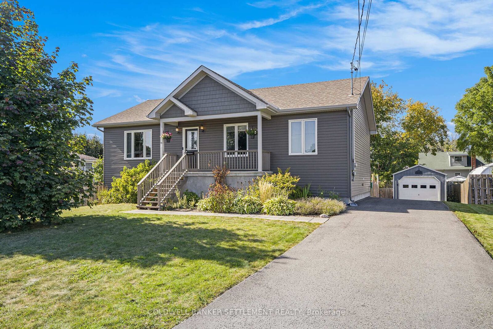 Photo de la propriété: 14 McDonald Street ON K7A 1L1