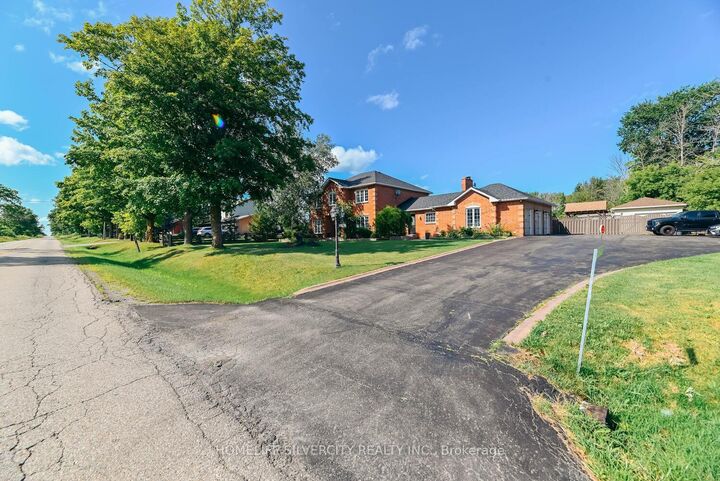 Property Photo: 18805 Willoghby Road ON L7K 1V7