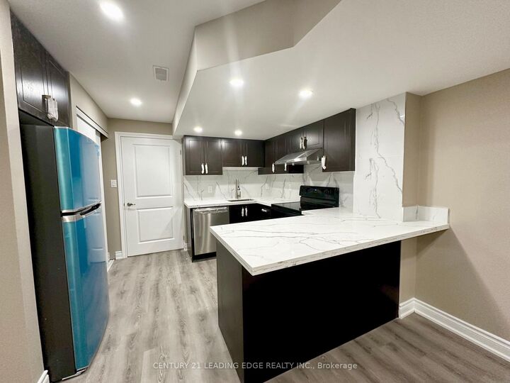 Photo de la propriété:  30 Huggins Drive Bsmt  ON L1P 0N4 