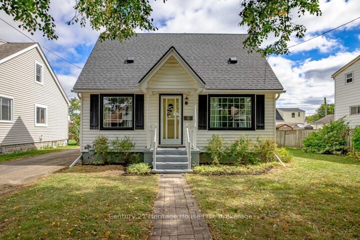 68 Wallace Avenue S  Welland ON L3B 1R5 photo