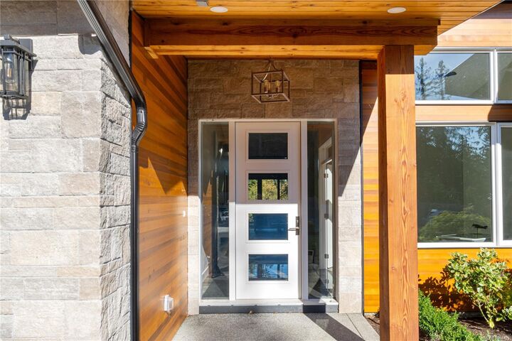 Property Photo:  1017 Coral Pl  BC V9P 2E1 