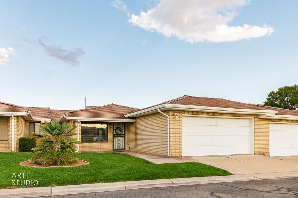 Property Photo:  1175 E 900 S 11  UT 84790 
