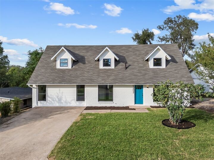 5202 Woodmoor Drive  Austin TX 78721 photo