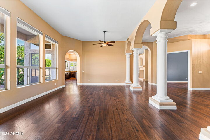Property Photo:  4410 E Robin Lane  AZ 85050 