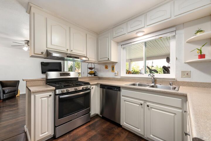 Property Photo:  2846 Owens Street  CA 94534 