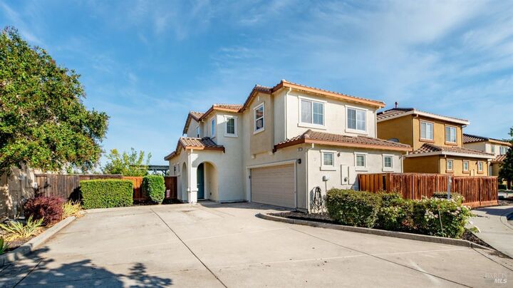 Property Photo:  757 Embassy Circle  CA 95688 