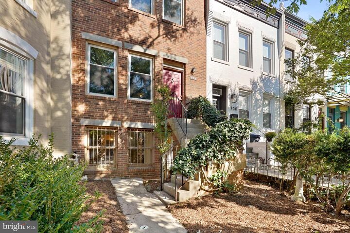Property Photo:  748 13th Street SE  DC 20003 