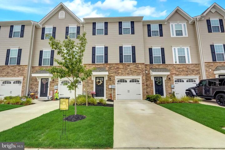 304 Pinnacle Place  Sewell NJ 08080 photo