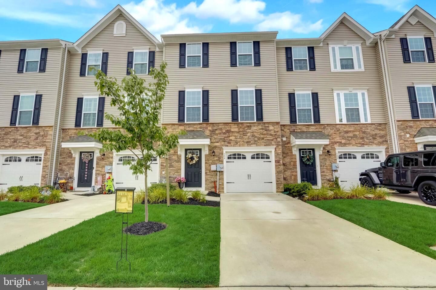 Property Photo:  304 Pinnacle Place  NJ 08080 