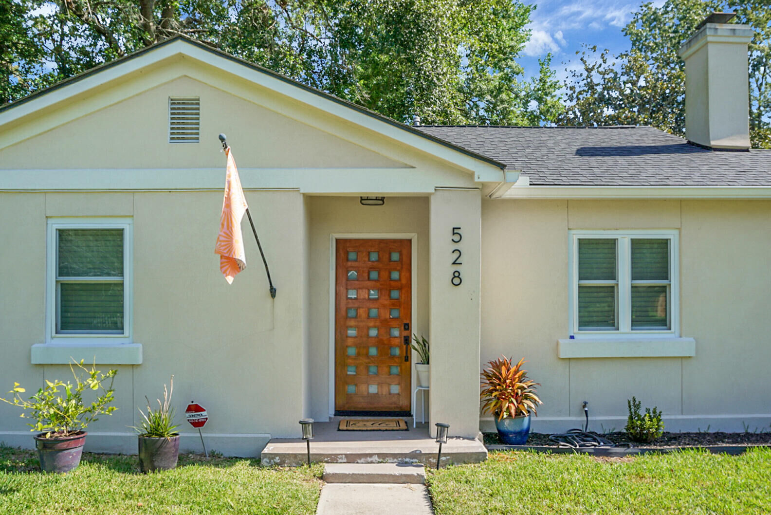 Property Photo:  528 Parkwood Estates Drive  SC 29407 