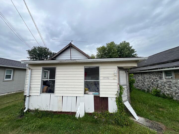 Property Photo:  13556 Richards NE Street  OH 43046 