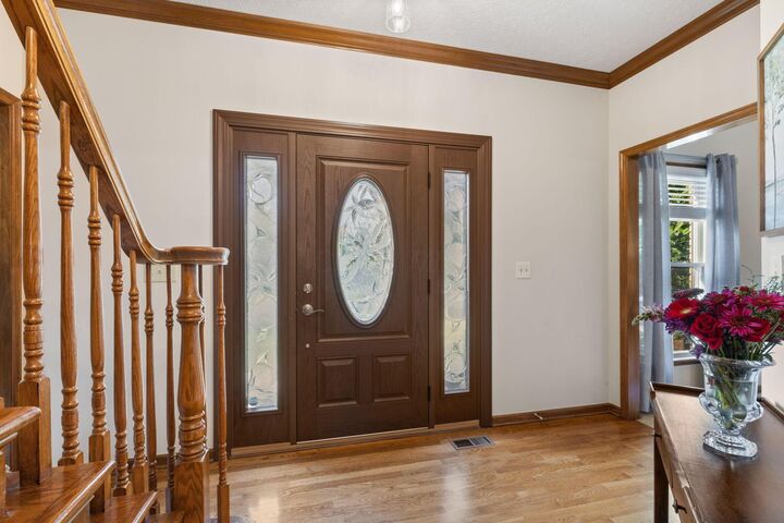 Property Photo:  1182 Lake Point  OH 43082 