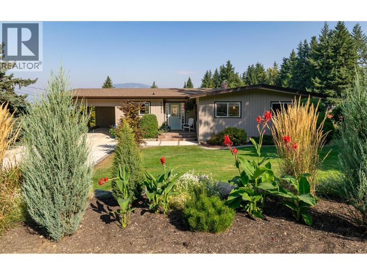 Property Photo:  1251 12 Avenue Southeast  BC V1E 2C7 