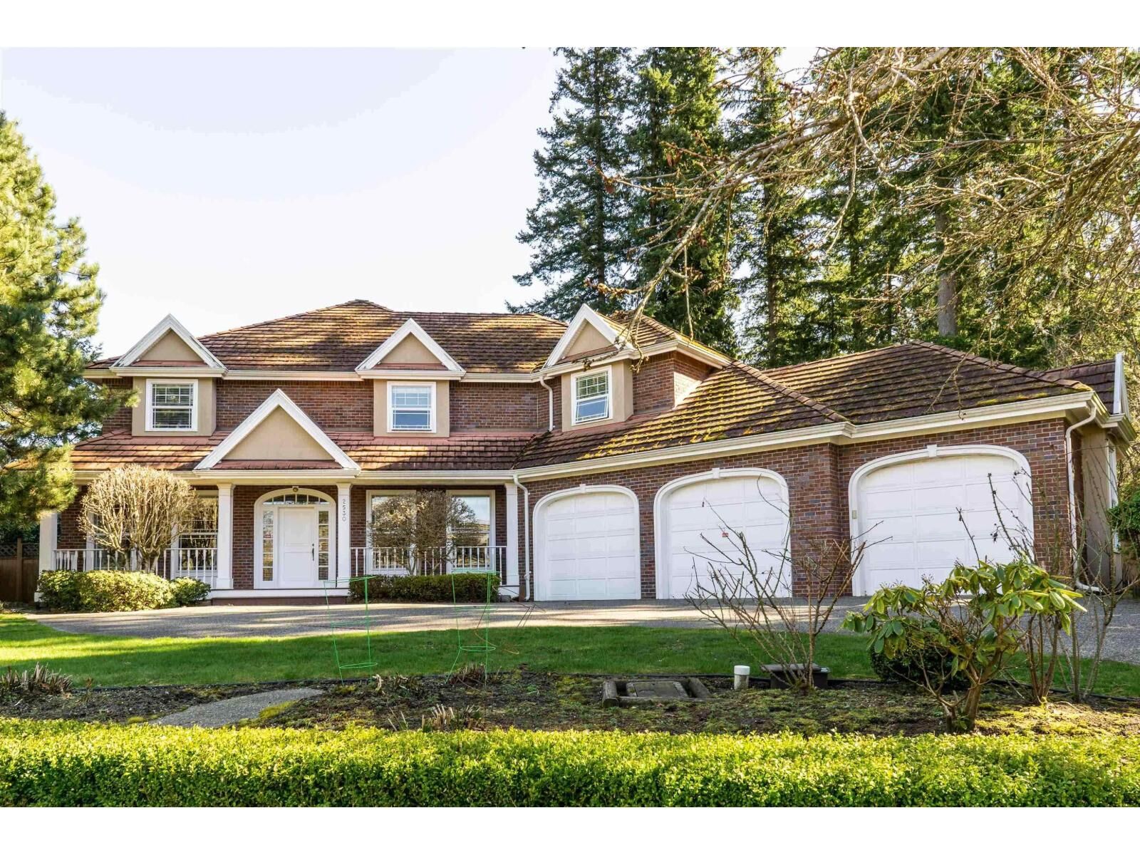 Property Photo:  2530 138A Street  BC V4P 2M1 