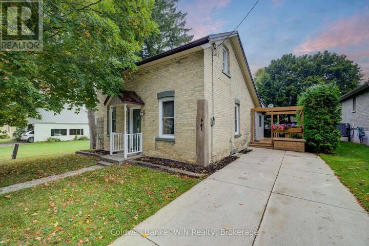 Photo de la propriété:  441 Waterloo Street  ON N0G 2L3 