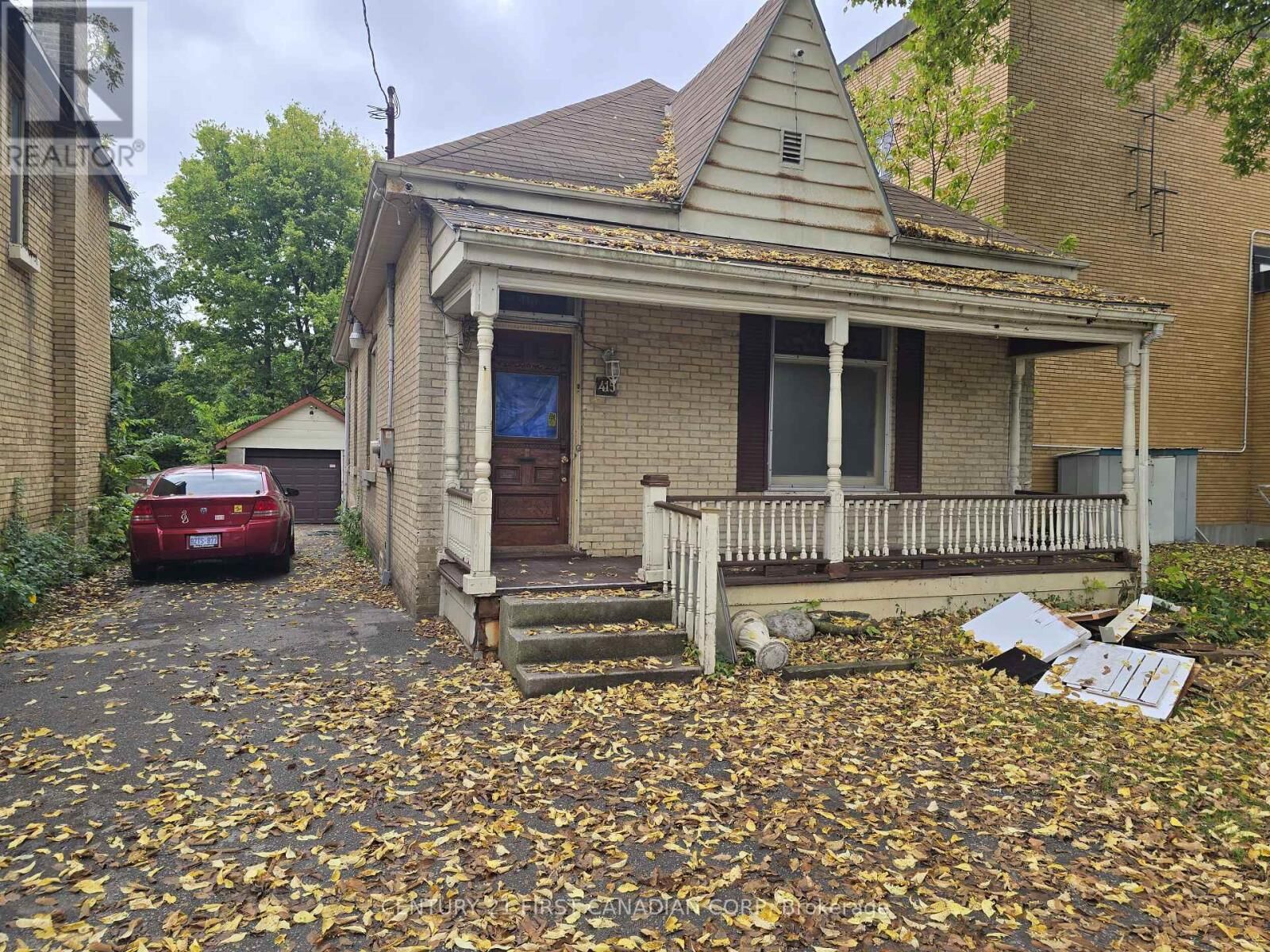 Photo de la propriété:  415 Oxford Street East  ON N5Y 3H5 