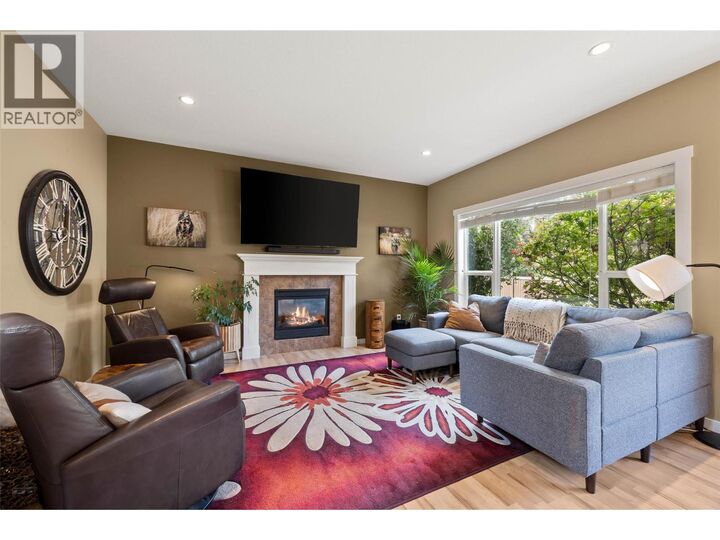 Property Photo:  3102 Serle Court  BC V2B 8T1 