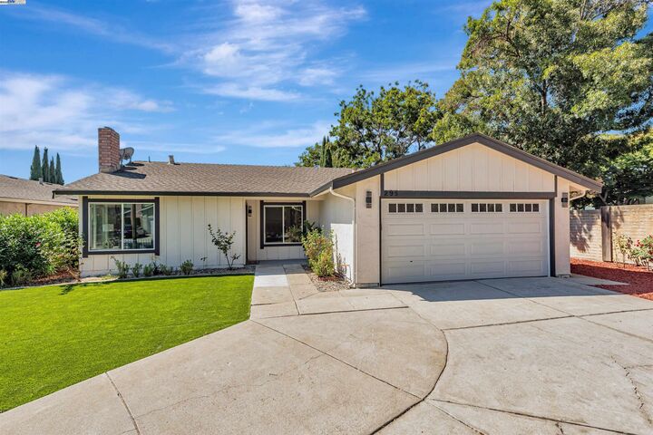 295 Esmeralda Ct  San Jose CA 95116 photo