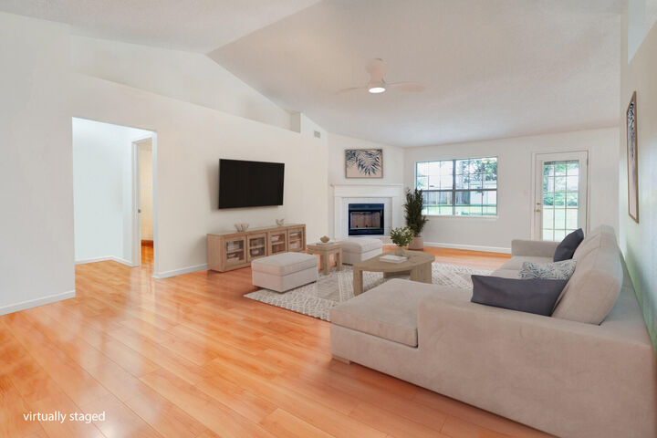 Property Photo: 4855 Orlimar Street FL 32536