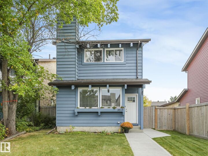 Photo de la propriété:  3515 42 Avenue NW  AB T6L 5C7 