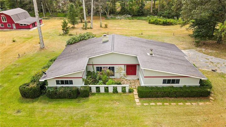 Property Photo:  225 Banks Road  GA 30214 