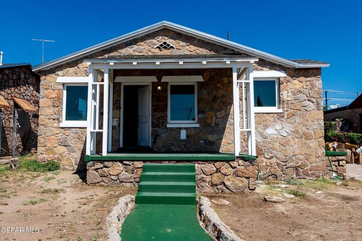 Property Photo:  3905 Nashville Avenue  TX 79930 