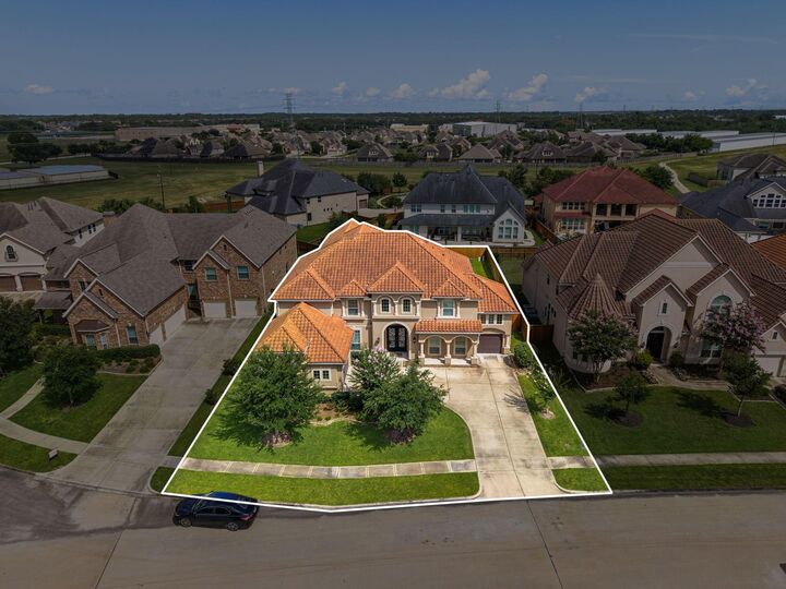 Property Photo: 26411 Katy Springs Lane TX 77494