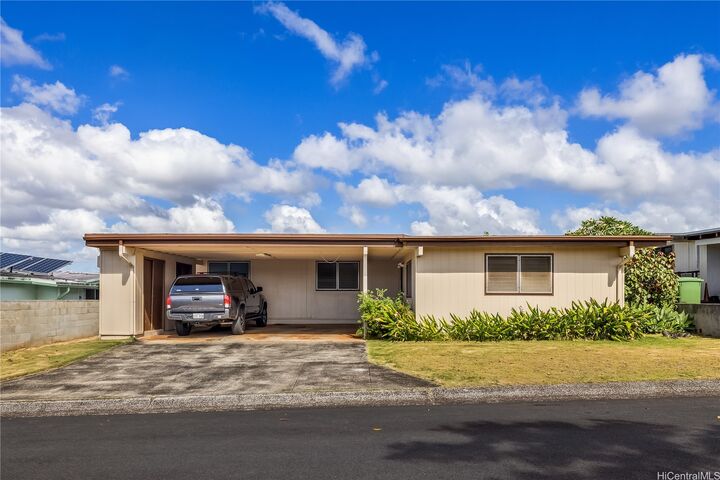 2160 Aamanu Street  Pearl City HI 96782 photo