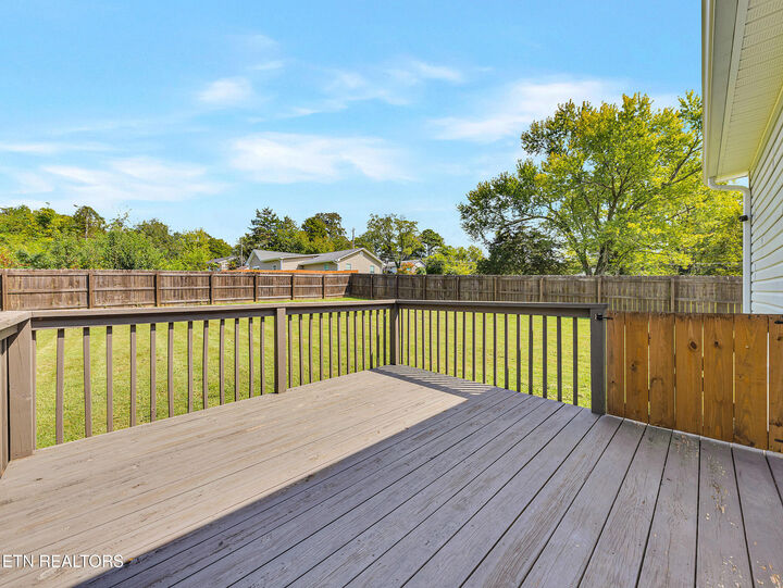 Property Photo: 5406 Tillery Rd TN 37912