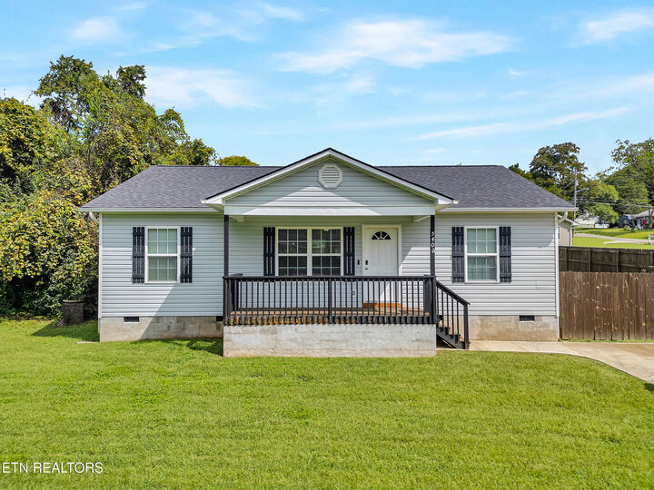 Property Photo: 5406 Tillery Rd TN 37912