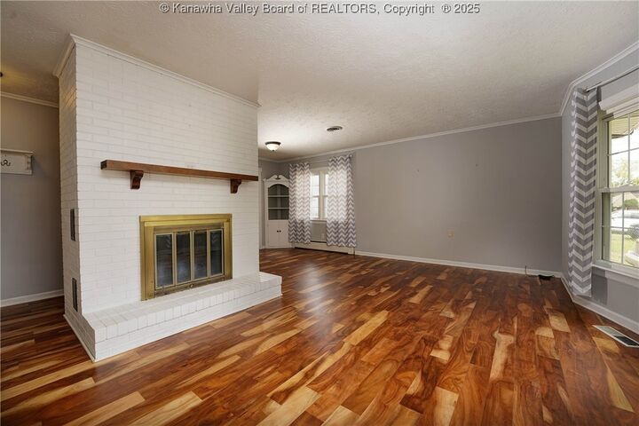 Property Photo: 6551 Roosevelt Avenue WV 25304