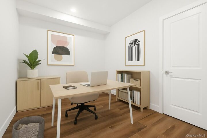 Property Photo:  199 E Post Road 301  NY 10601 