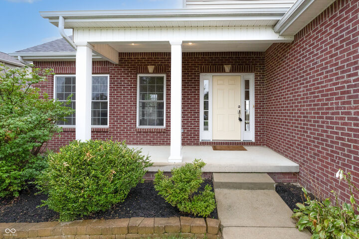 Property Photo:  2791 Bluebell Court E  IN 47201 