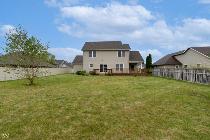Property Photo: 2791 Bluebell Court E IN 47201