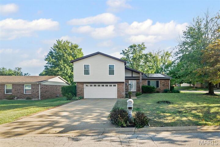 Property Photo:  2237 Monterey Drive  IL 62221 