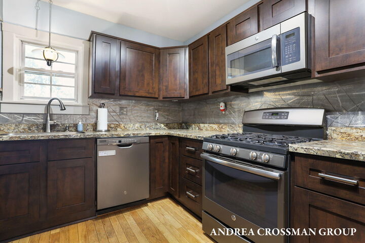 Property Photo: 523 Fulton Avenue MI 49417