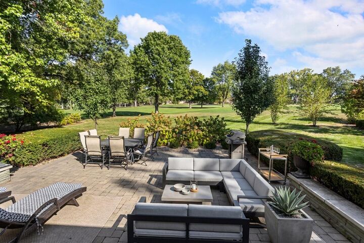 Property Photo: 7 Greencroft Drive IL 61821