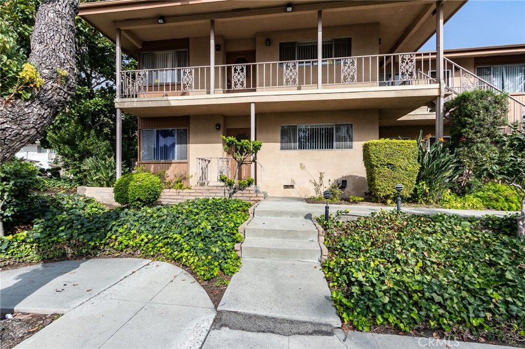 Property Photo:  865 Arcadia Avenue A  CA 91007 
