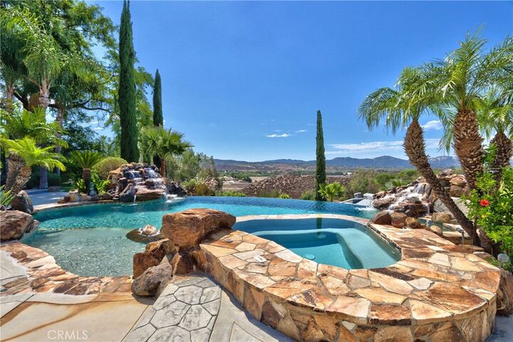 Property Photo:  35445 Linda Rosea  CA 92592 