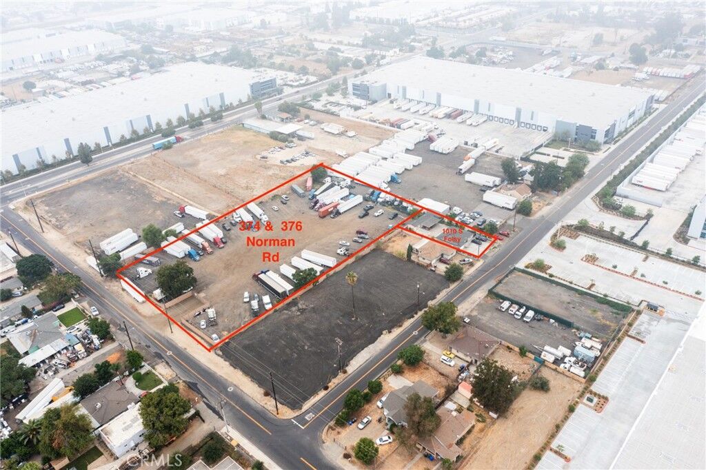 Property Photo: 374 E Norman Road CA 92408