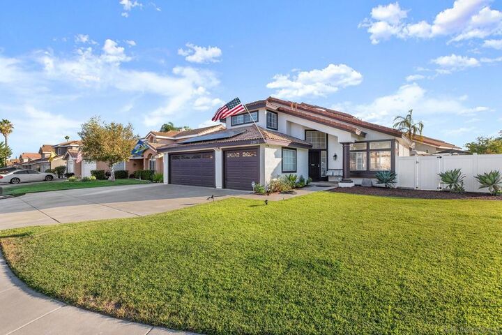 Property Photo:  23873 Corinth Dr  CA 92562 