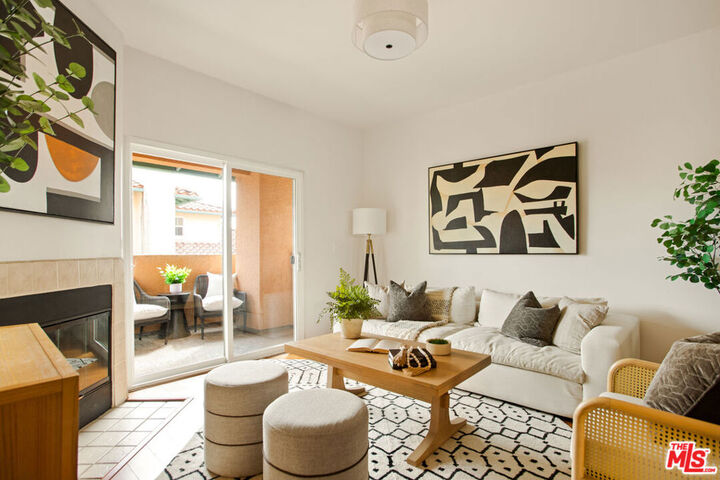 Property Photo:  3711 Baldwin Street 803  CA 90031 