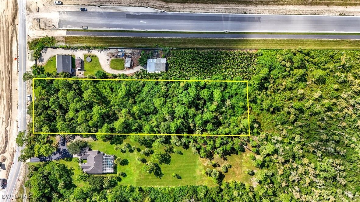 Property Photo:  1141 16th Street NE  FL 34120 